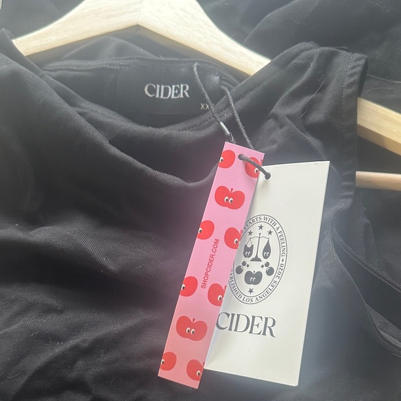 [NEW] ROUND NECKLINE RUCHED BLACK RUFFLE HEM MINI CAMI DRESS - Picture 2 of 3